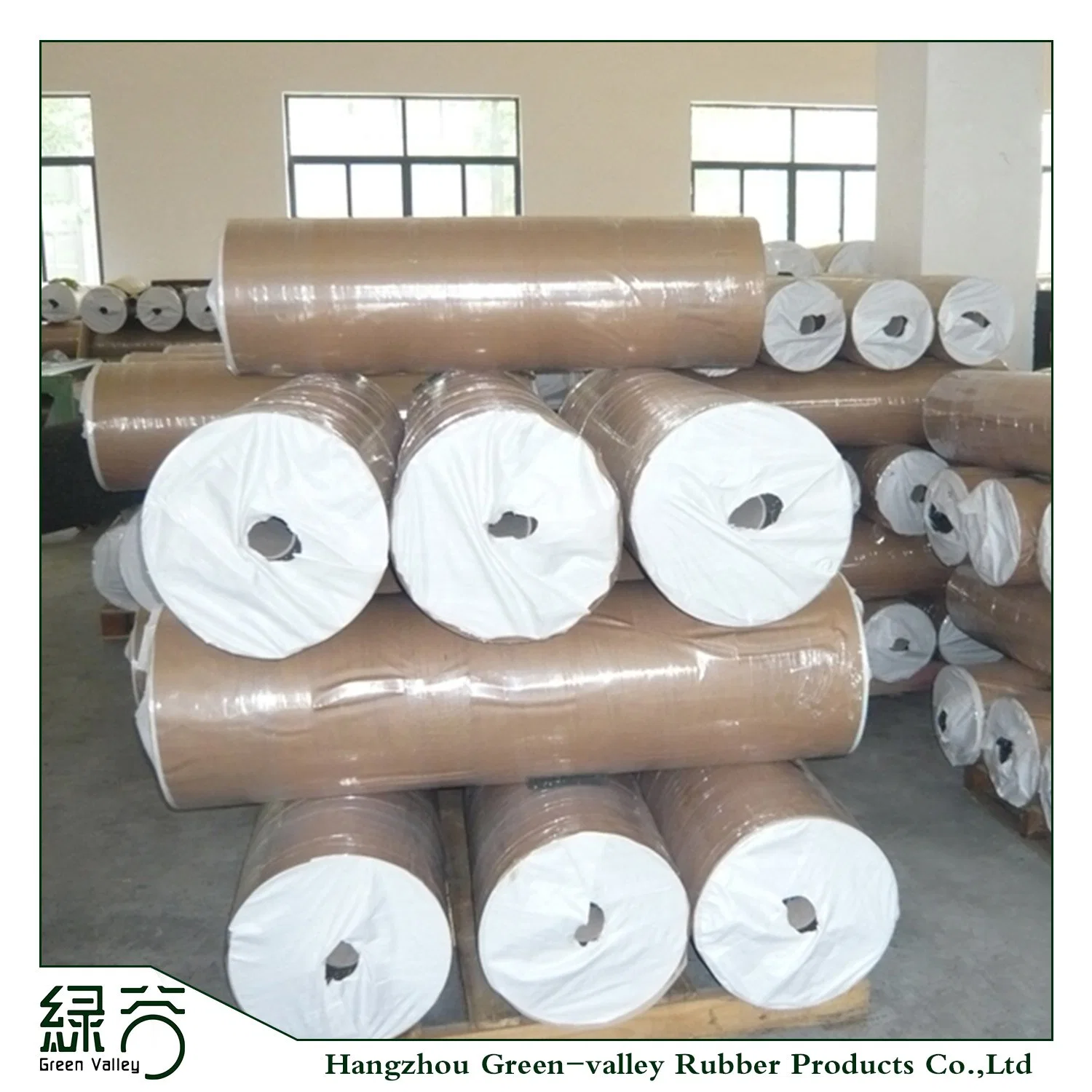 En71 Approved Recycled SBR Rubber Granule Rubber Rolls