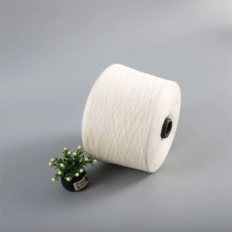 China Textile Supplier Ring Spun CVC 55/45 20s 26s 30s 32s 40s 45s White Color Yarn Wholesale/Supplier