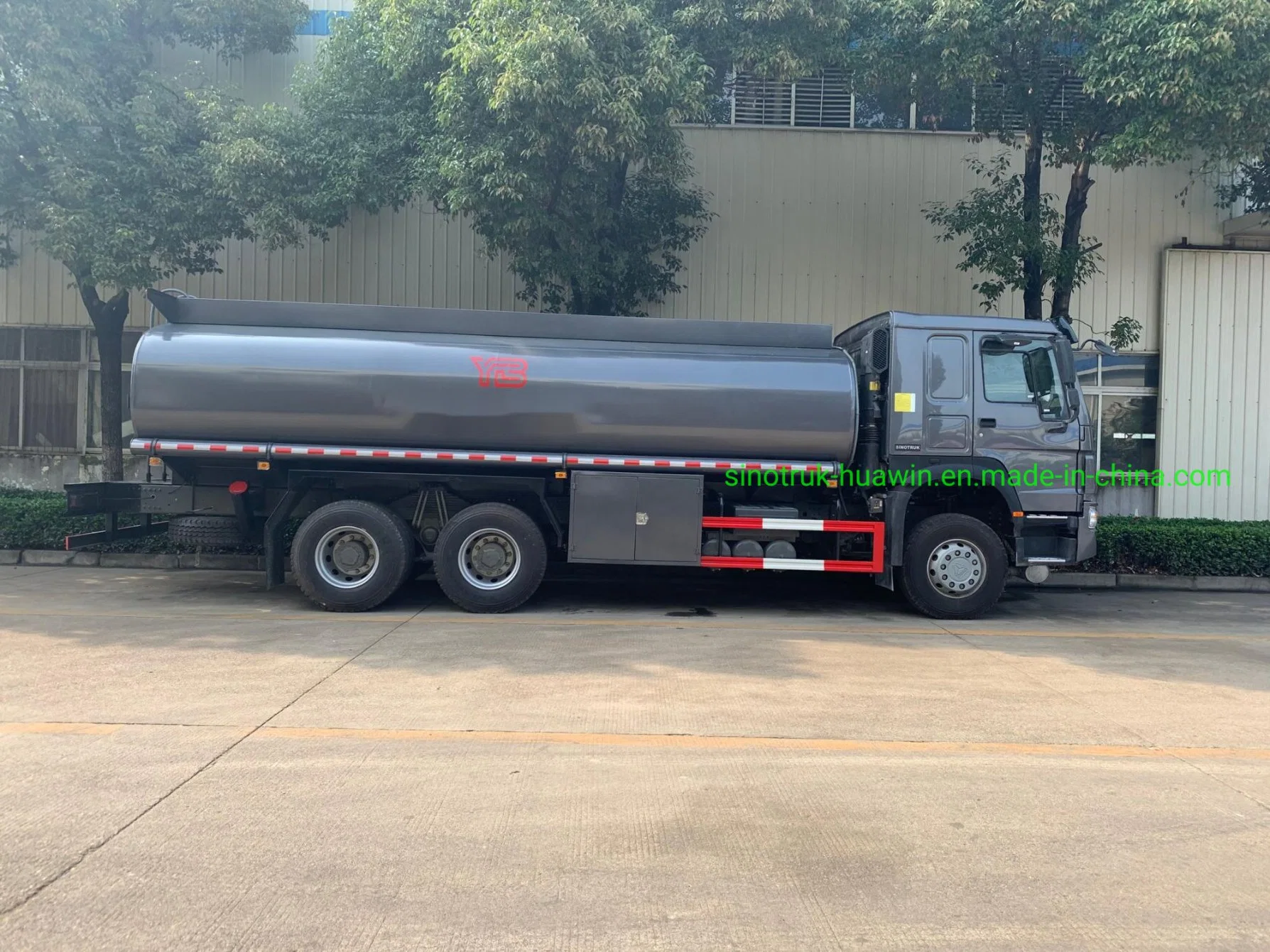 Best Price Diesel/Petrol/Gasoline Delivery 6X4 Fuel Tanker