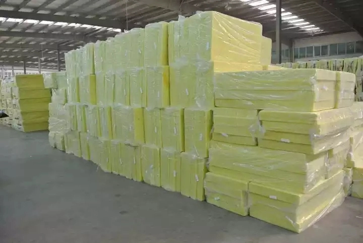 Hot Sale Good Water Repellence and Air Permeability Heat Insulation Board Glass Wool Board