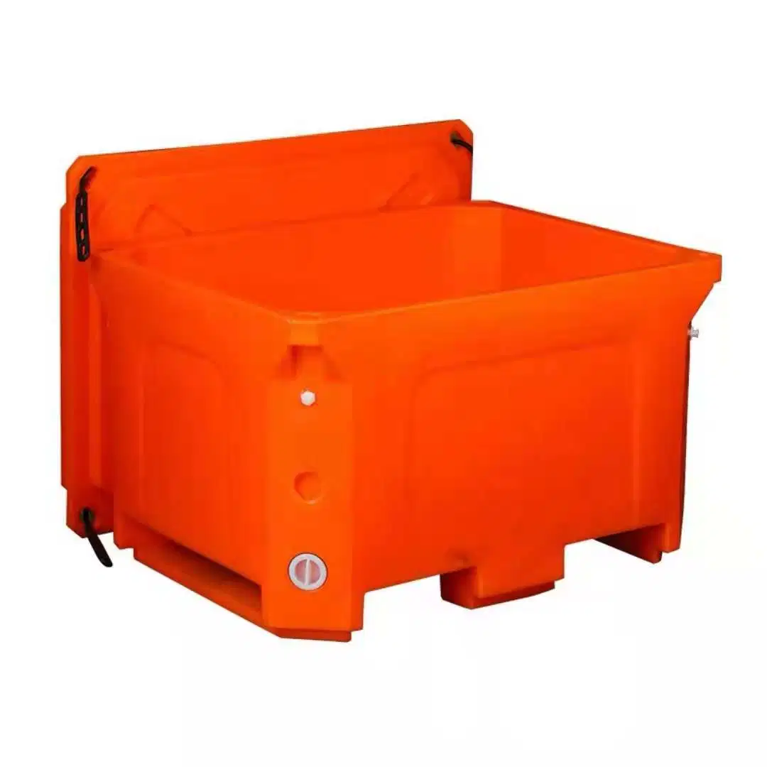 Insulated Bulk Container for Storage and Transport of Large Fish