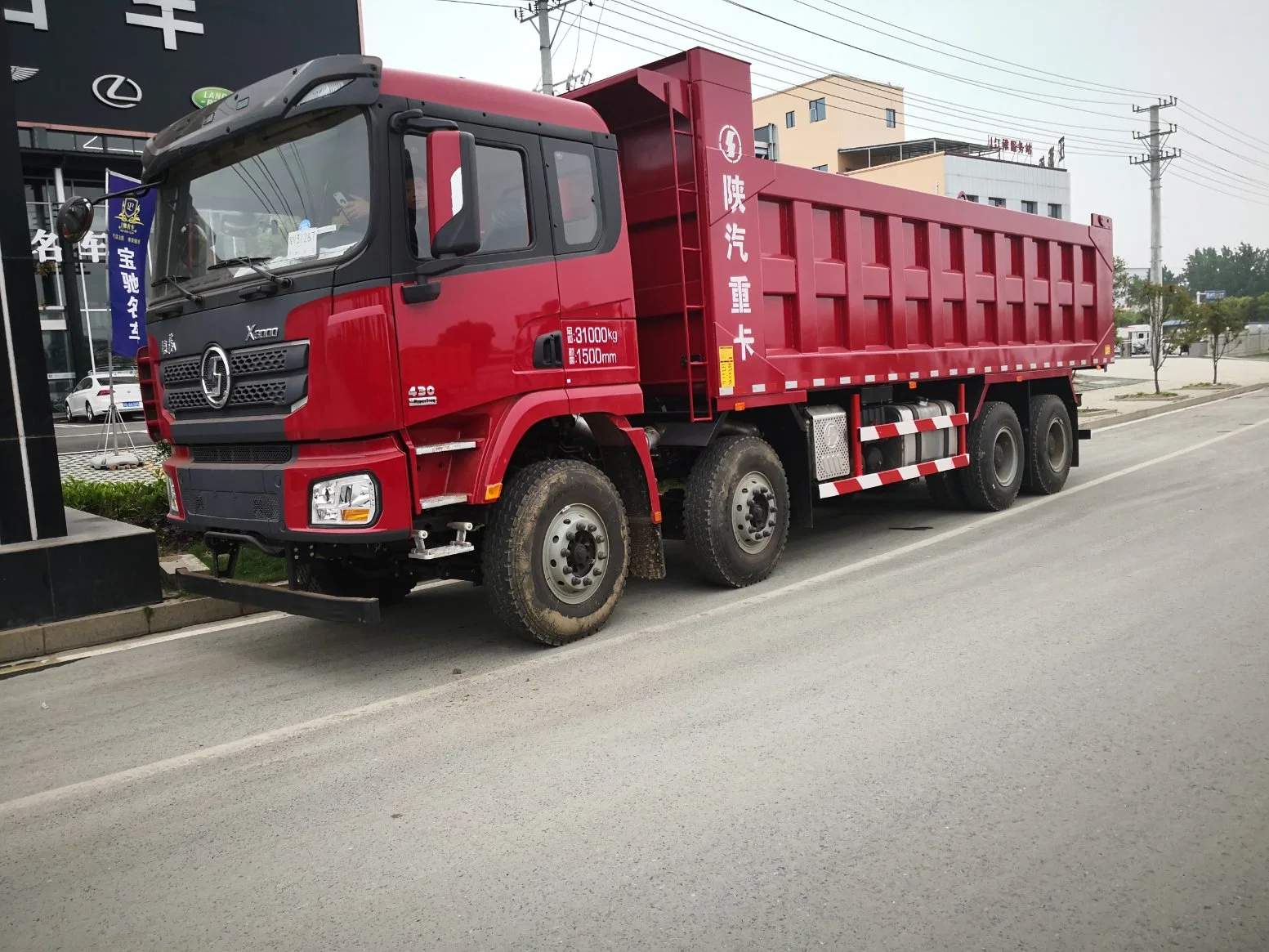 شاحنة تفريغ Shacman F3000 6X4 للبيع الساخن مع المحرك 385HP