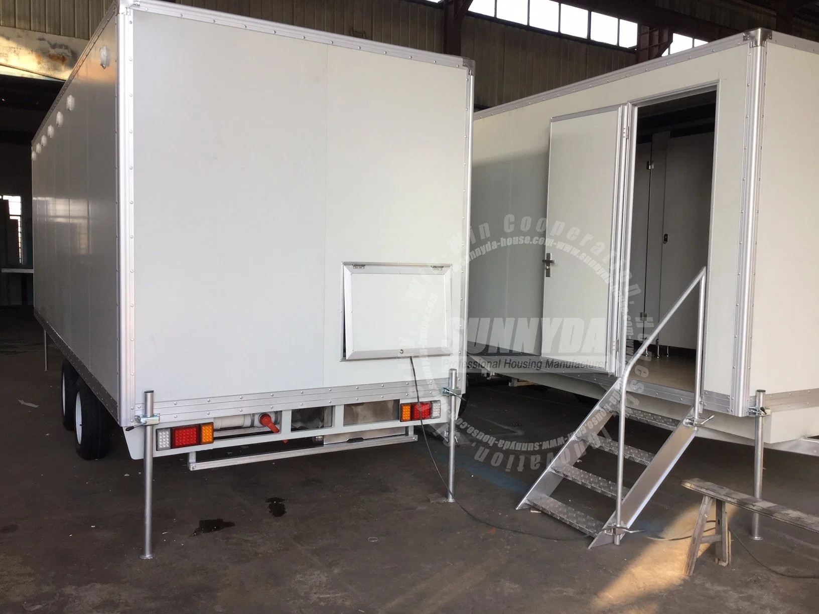 Motorcycle Cargo Trailer, Portable Toilet, Movable Trailer Toilet