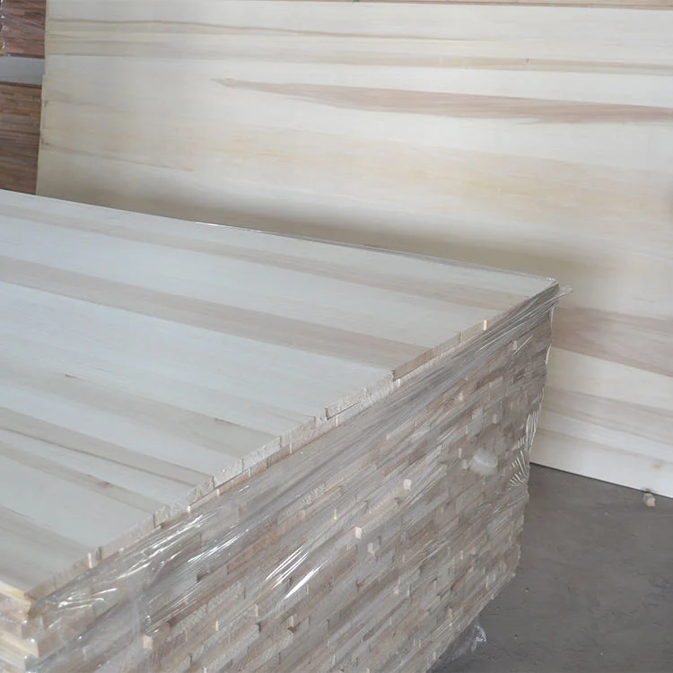 2023 New Design Product Moderate in Hardness and Strength Poplar Wood Timber