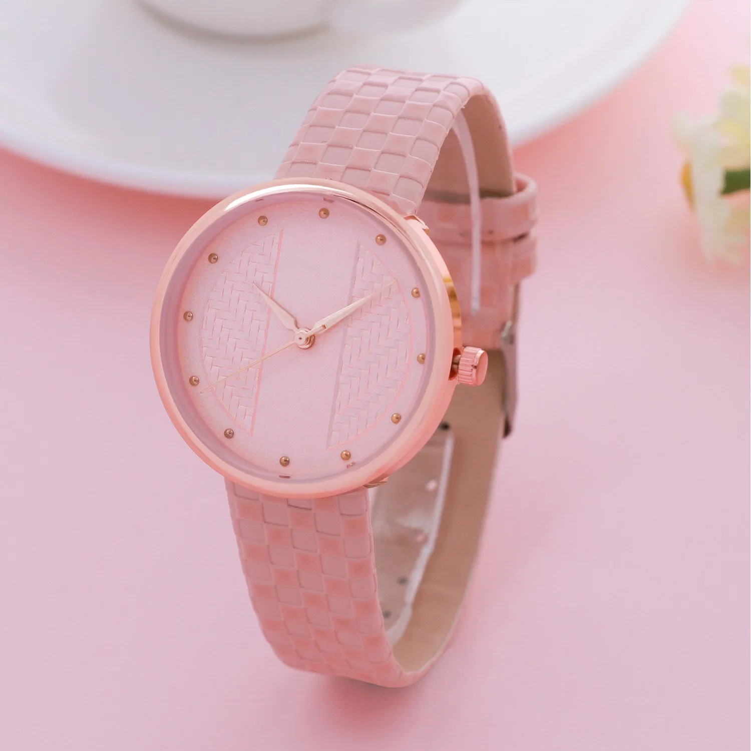 Simple Dial Classic Leather Woman Watch Special Texture Wrist Watch