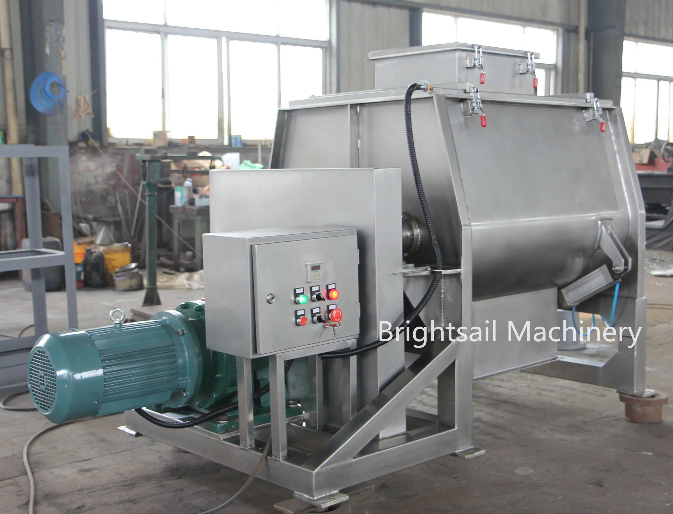 Charcoal Vitamin Premix Pharmacy Herbal Medicine Cow Feed Maize Meal Powder Mixer Mixing Machine