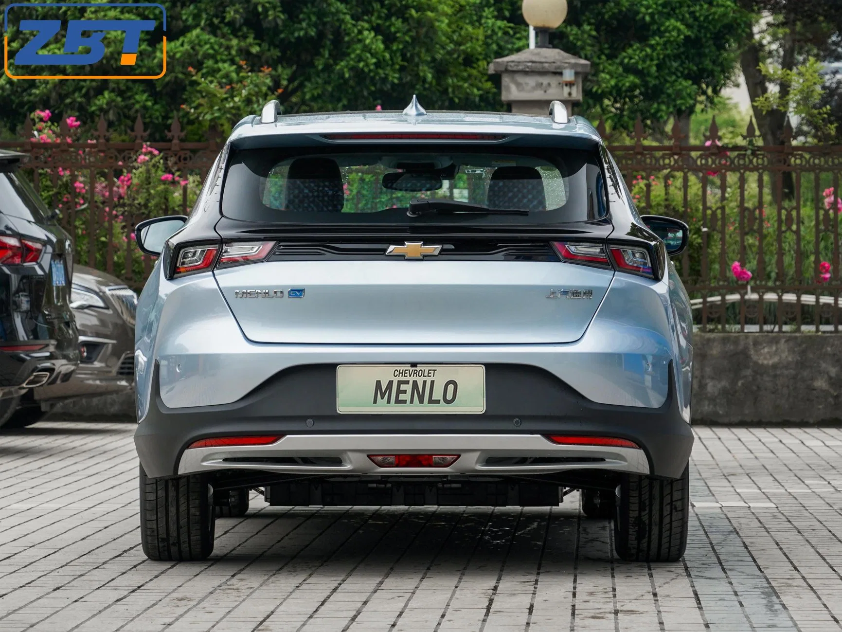 Menlo Green EV Nedc 410km 518km Long Range 4X2 2WD Fwd Compact SUV Pure Electric Motor Auto Used Car with Fast DC Charge