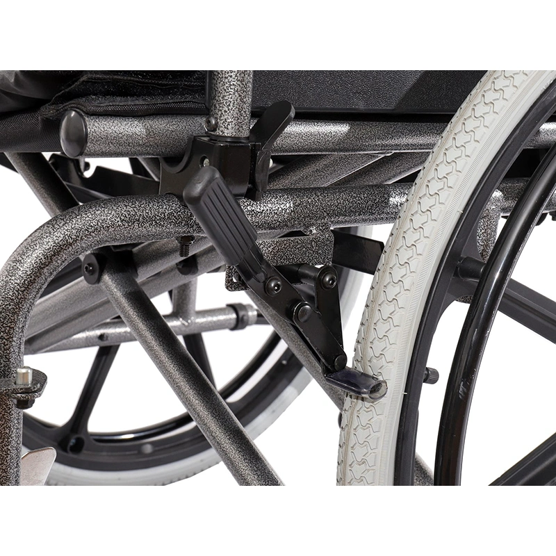 Реабилитационная терапия Медицинская поставка Съемная подставка для ног Ручная инвалидная коляска для продажи