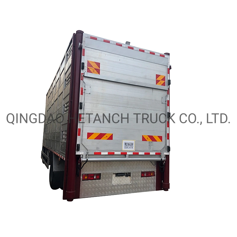 Animal Carrier Livestock Haulage Pig Cow Goat Sheep Cattle Hog Transport Truck