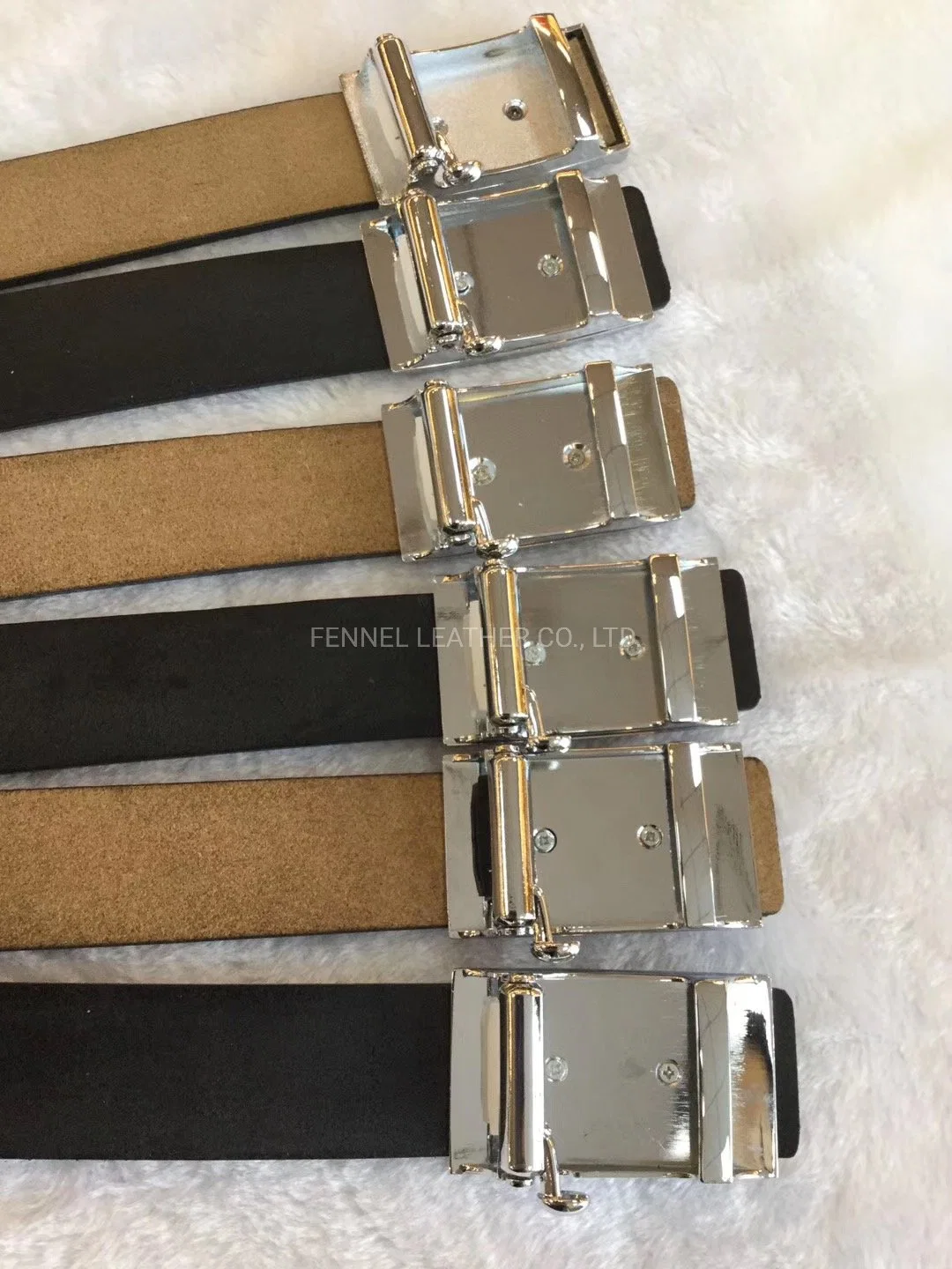 Fashion Man Leather Belt with Automatic Buckle (E3500)