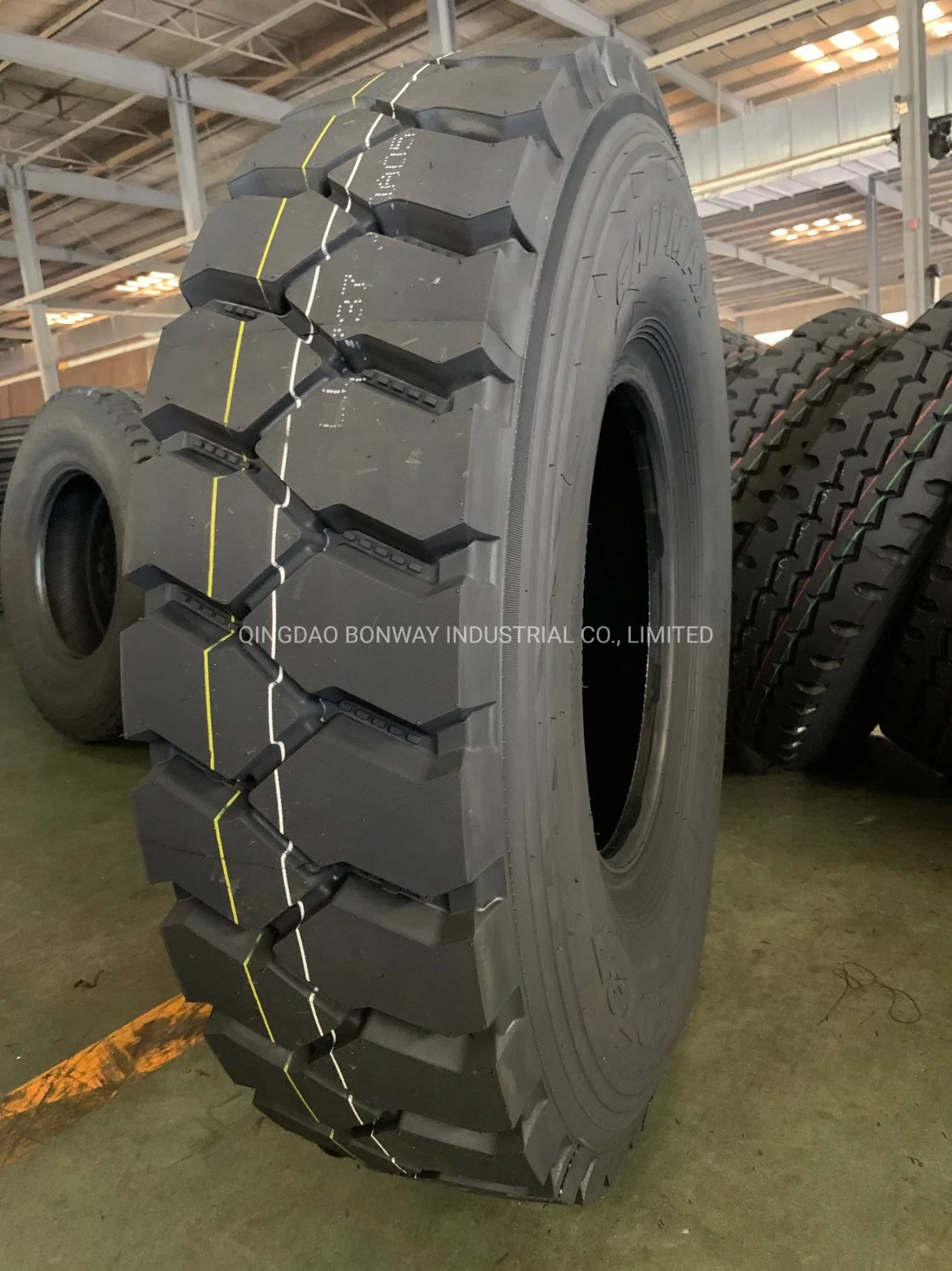 Hot Products Bonway/Bonterra/Sailmax/Joyroad/Copartner Tyre SD737 7.50r16 8.25r16 9.00r20 10.00r20 12.00r20 Truck Tire Factory Wholesale/Supplier Tyre