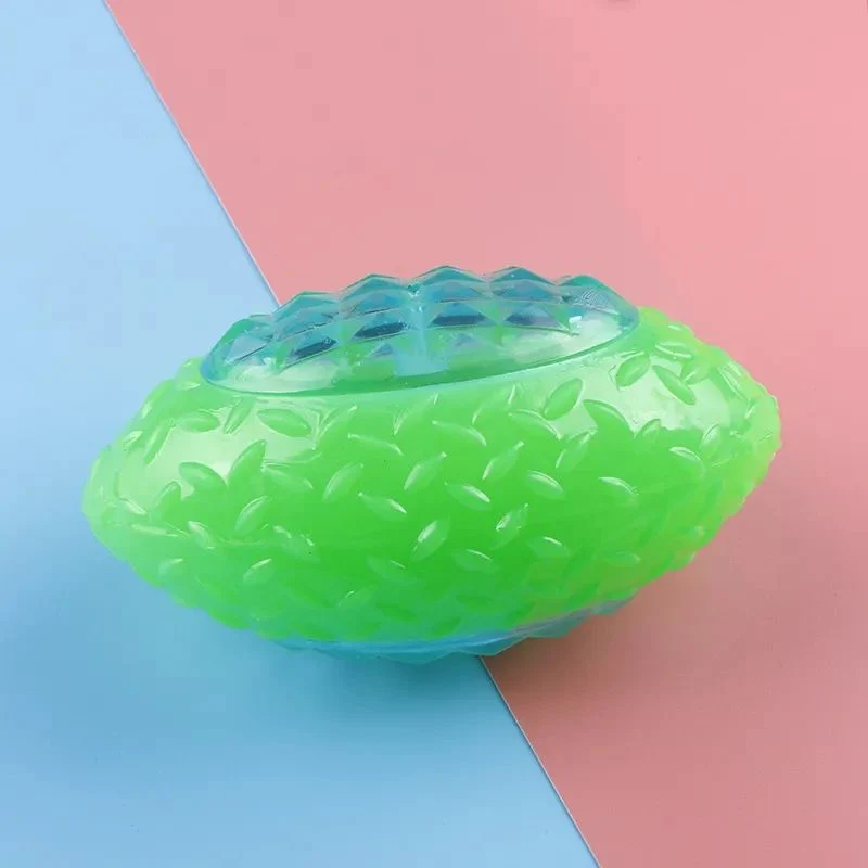 Latest Promotion Price Custom Durable Latex Rubber Pet Squeak Toy Spike Dog Chew Toy with LED Ball Inside