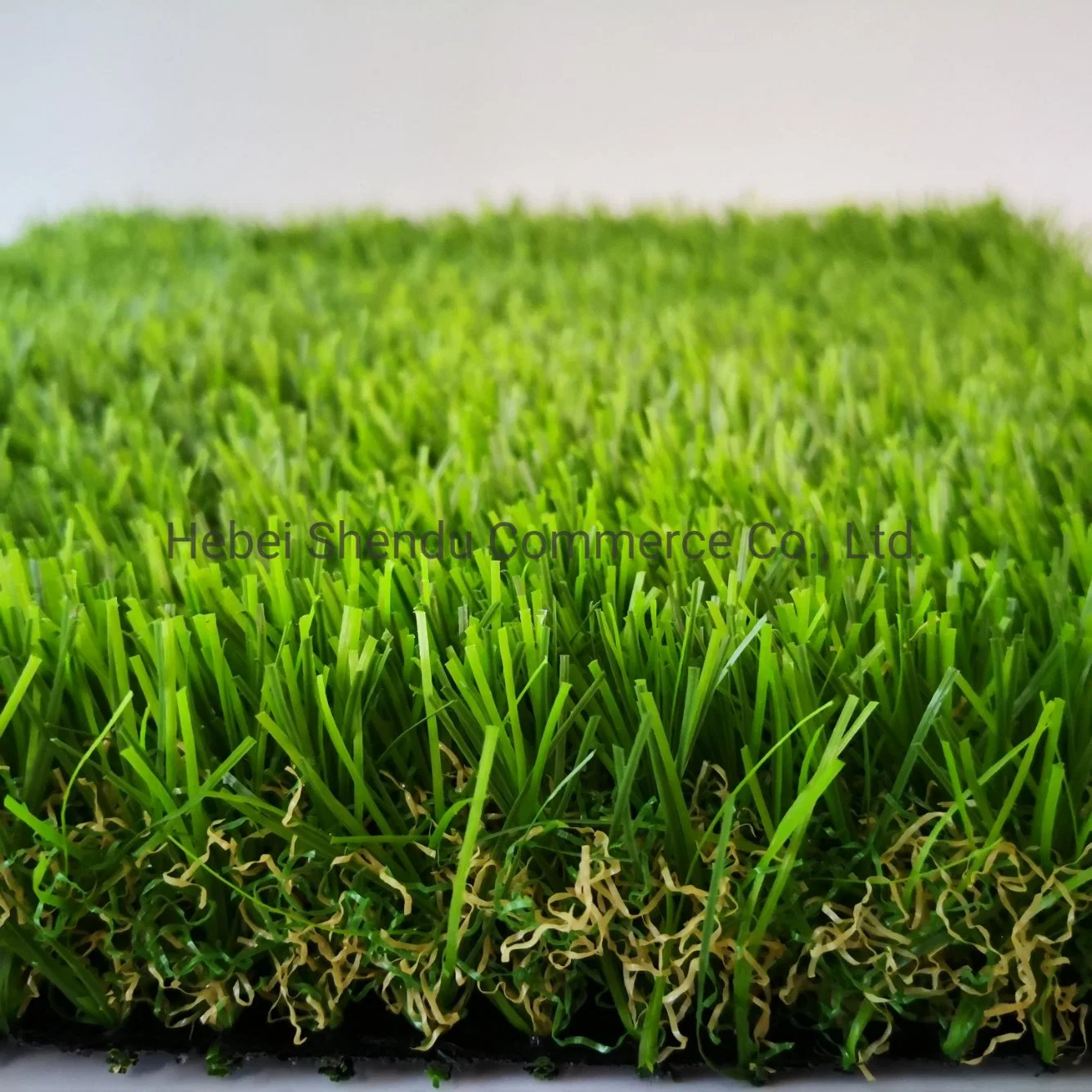 U Shape 12800 Dtex Garden Alfombras al aire libre de césped sintético artificial Hierba de la alfombra