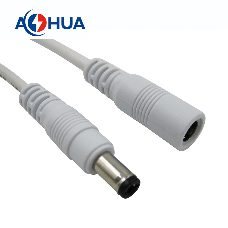 Las ventas del fabricante de conector Aohua 1a 3 y el cable de extensión tipo DC M11 2 Pin 5.5*2.1/5.5*2,5 mm para la electrónica del vehículo