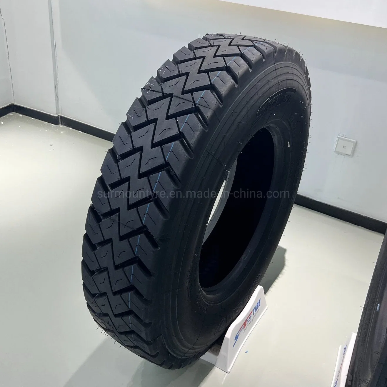 DOT/ECE/Gcc Tyre Kapsen Tubeless Tyres for Truck Wheel 295/80r22.5 385/65r22.5 315/80r22.5 315/70r22.5 11r22.5 12.00r20 Semi Truck Tires