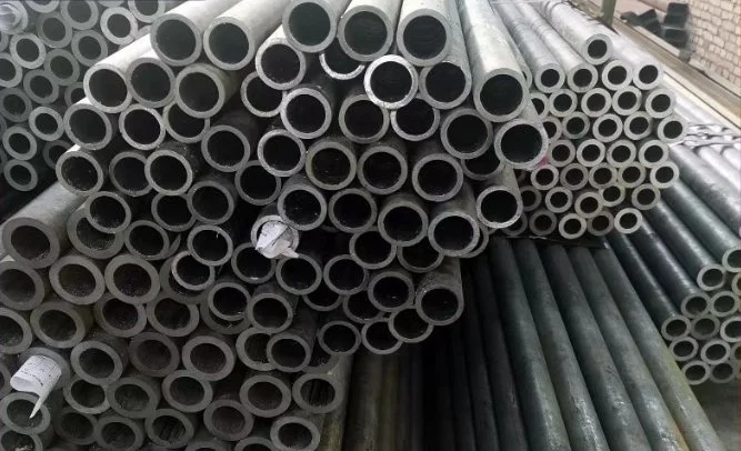 Hot Sale ASTM A53 ASTM A106 Carbon Steel Pipe API 5L Sch 40 Oil and Gas Pipeline Hot Rolled Seamless Steel Pipe