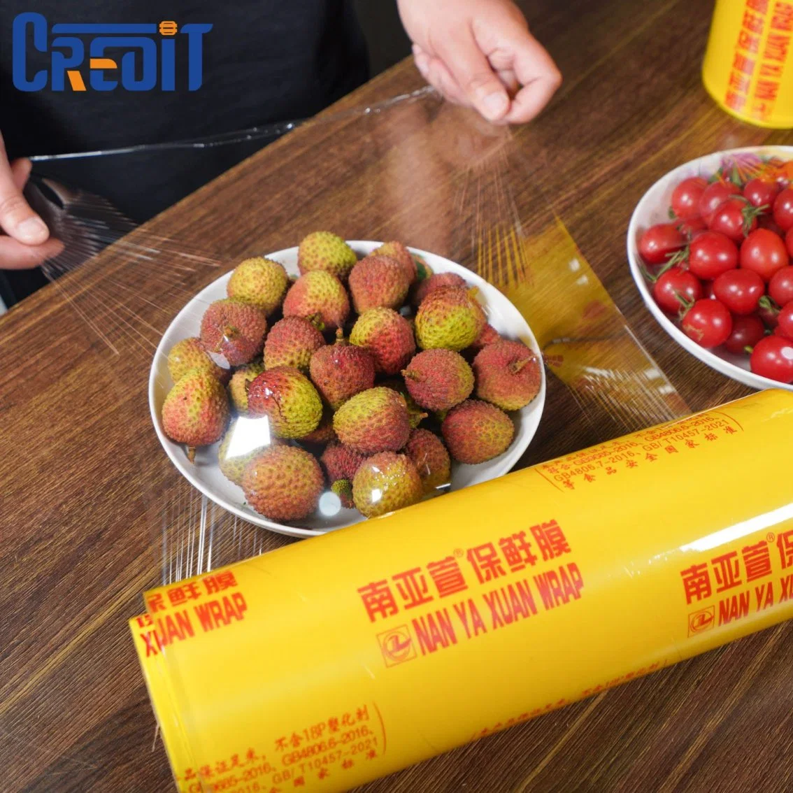 PVC Plastic Cling Film Jumbo Roll /PE Stretch Film Roll for Carton Packaging