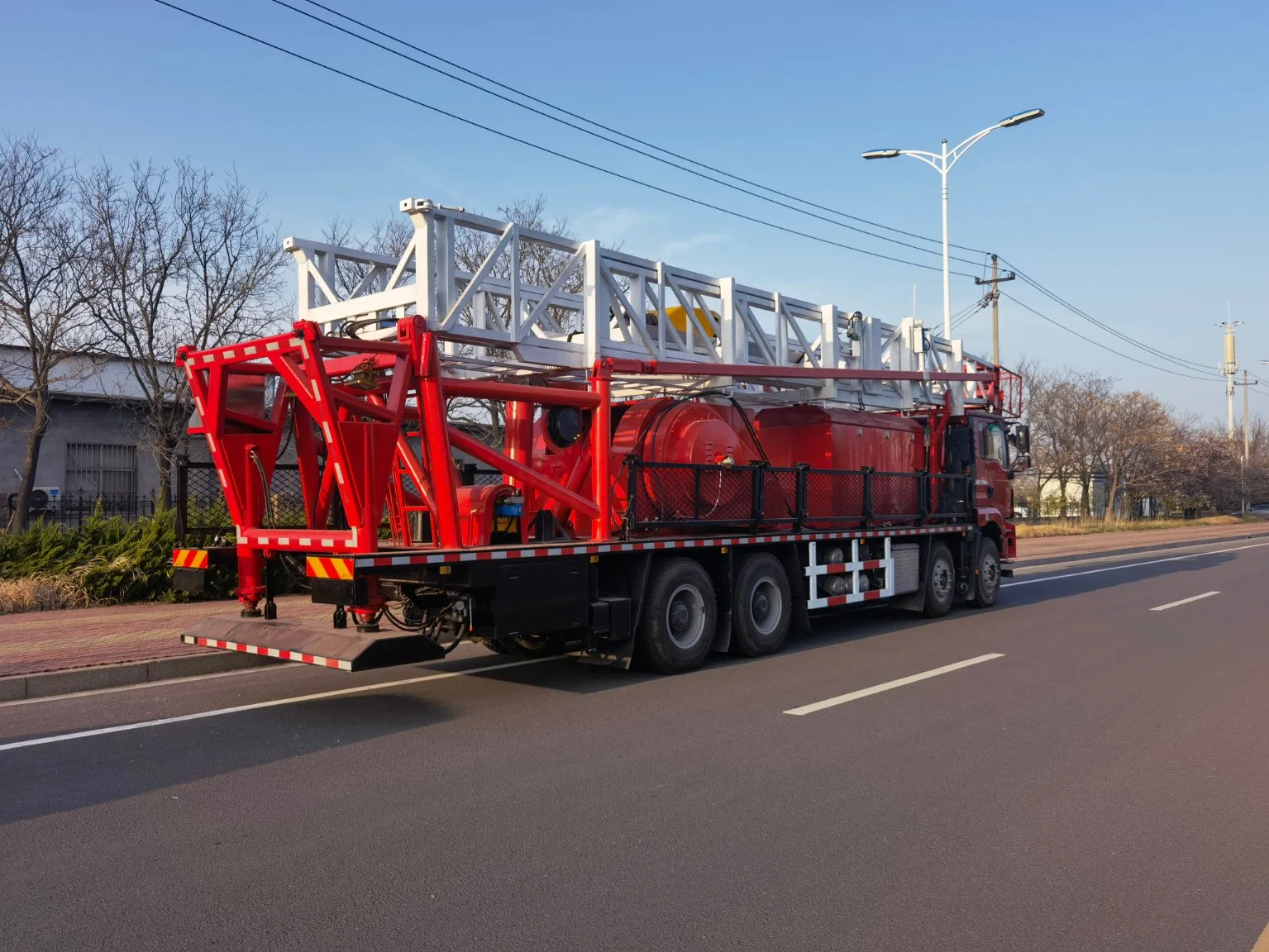 Shacman 8X4 M3000 Chassis, Weichai Engine, Oil Field Truck Workover Rig