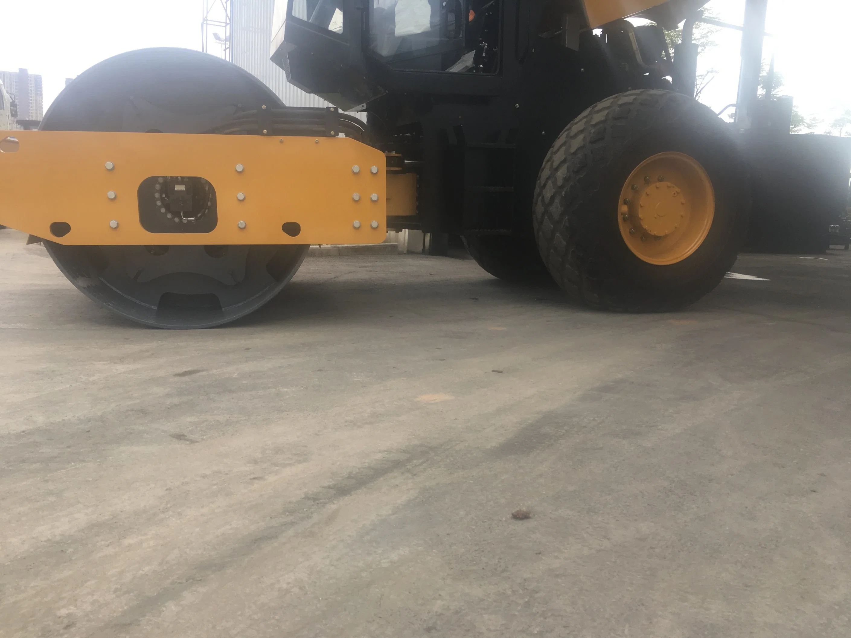 10 Ton Single Drum Road Roller SSR100AC-8