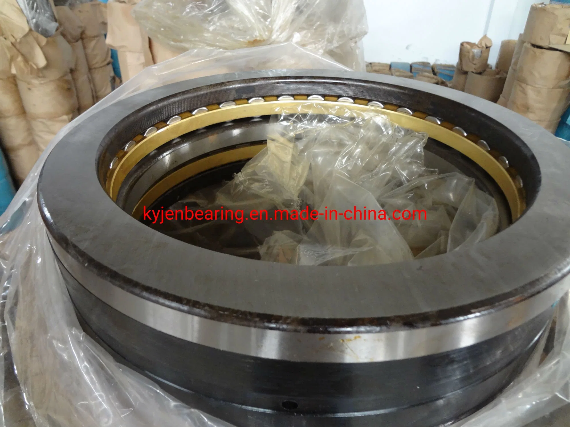 Four Row Cylindrical Roller Bearing for Rolling Mills FC3246168 Spherical Roller Bearing/Angular Contact Ball Bearing/Thrust Roller Bearing/Steel Plant Bearing