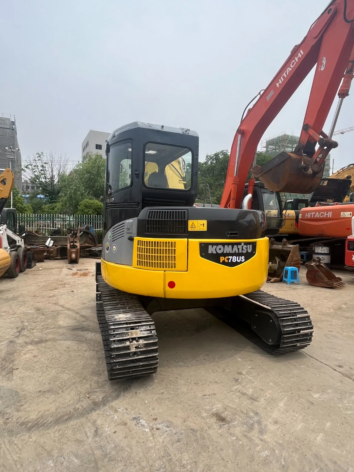 Pelle sur chenilles Pelle compacte Komatsu PC78 7,8 tonnes Pelles japonaises d'occasion En vente