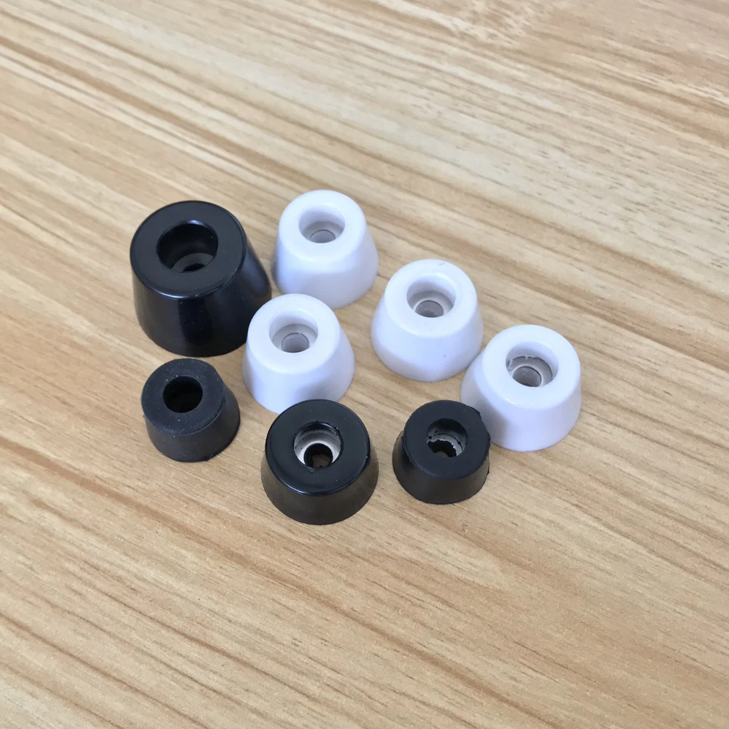 Adjustable Wear Resistant Bunnings Rubber Leg Tips / Stoppers