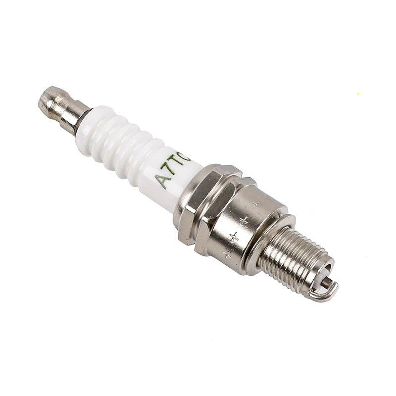 Piezas de motor baratas de fábrica A7tc B7tc F7tc Spark Plug para Scooter de motocicleta