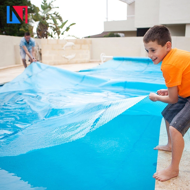 PE película de aislamiento de burbujas cubierta solar para natación en tierra Piscina