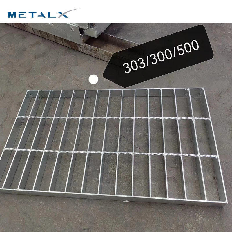 High quality/High cost performance  Hot Selling 12X12" Metal Drain Grates Driveway Decorative Metal Grate