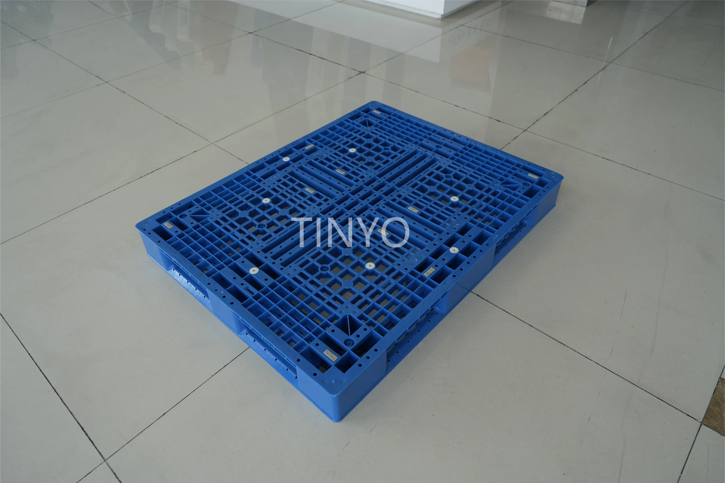 Custom Made Field Grid Recycled Wholesale/Supplier Recycled PVC Euro Storage Rack Plastic Pallets