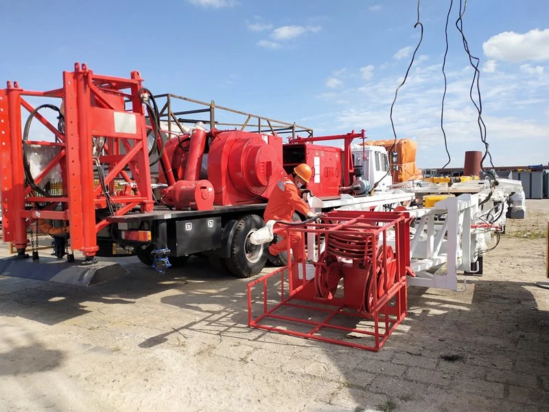 Vente à chaud montage sur camion monté sur camion pour puits d'eau d'huile Foreuse