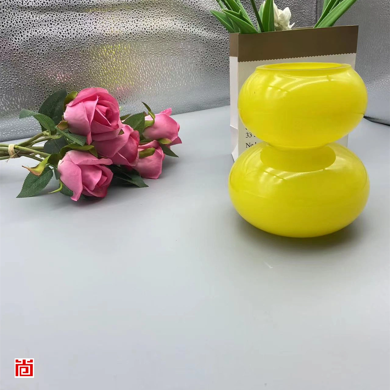 Yellow Gourd-Shaped Glass Flower Vase for House Decor