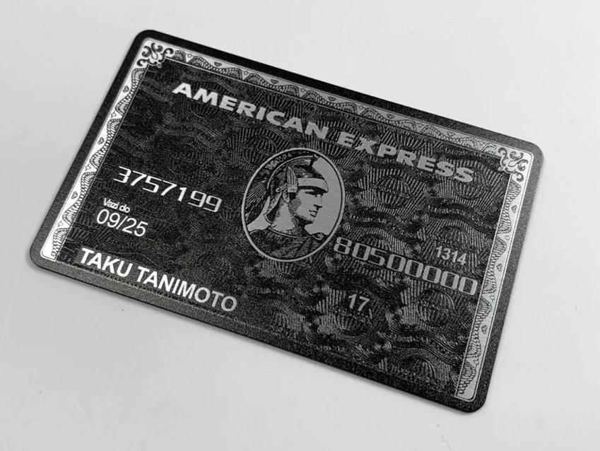Meilleure vente de cartes à jouer en plastique transparent en PVC 5K ID RFID NFC Insignes NFC Nom de métal blanc Business Card