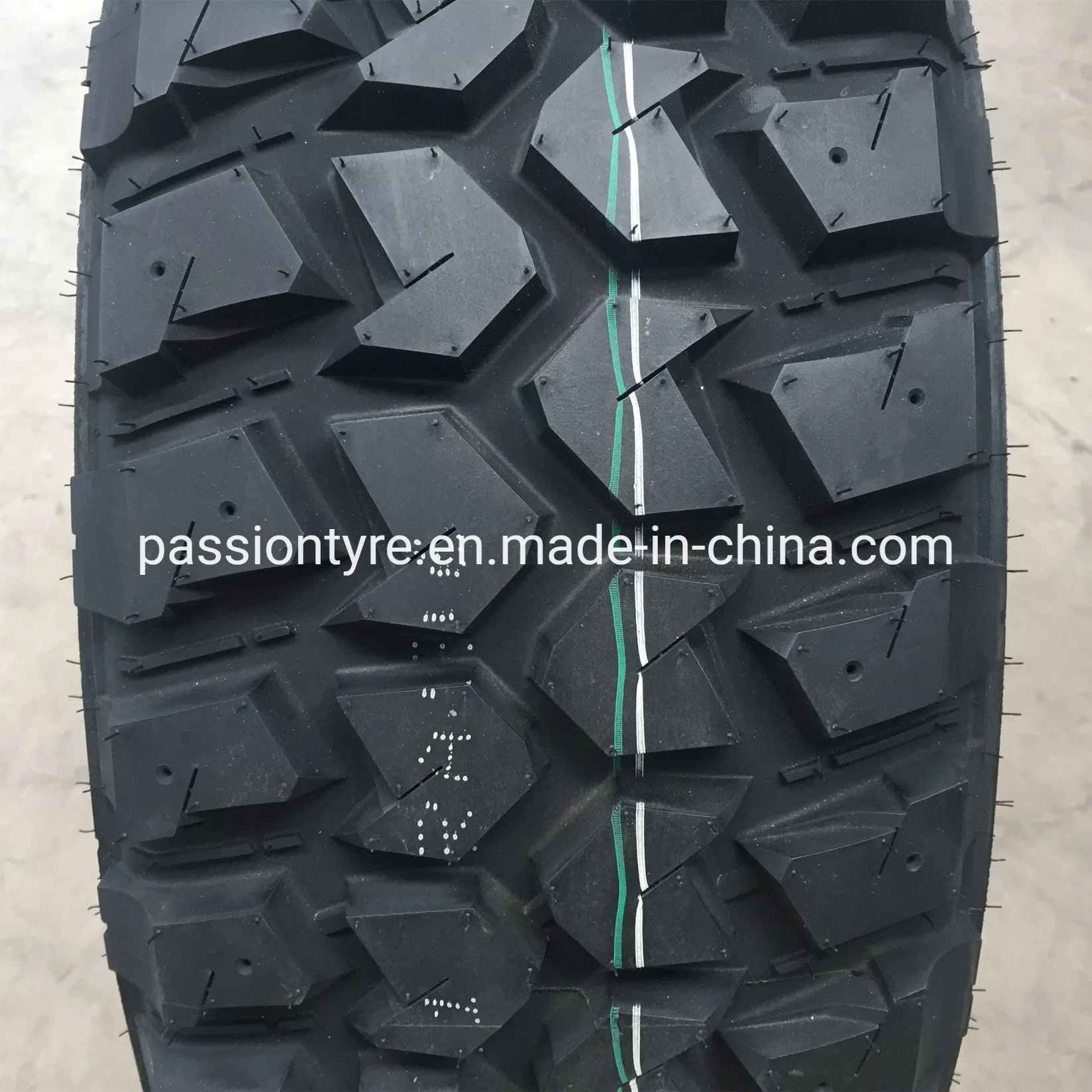 Fabricant de pneus LT 285/75r16 Lt245/65r17 Lt265/65r17 Lt265/70r17 4X4 M/T.