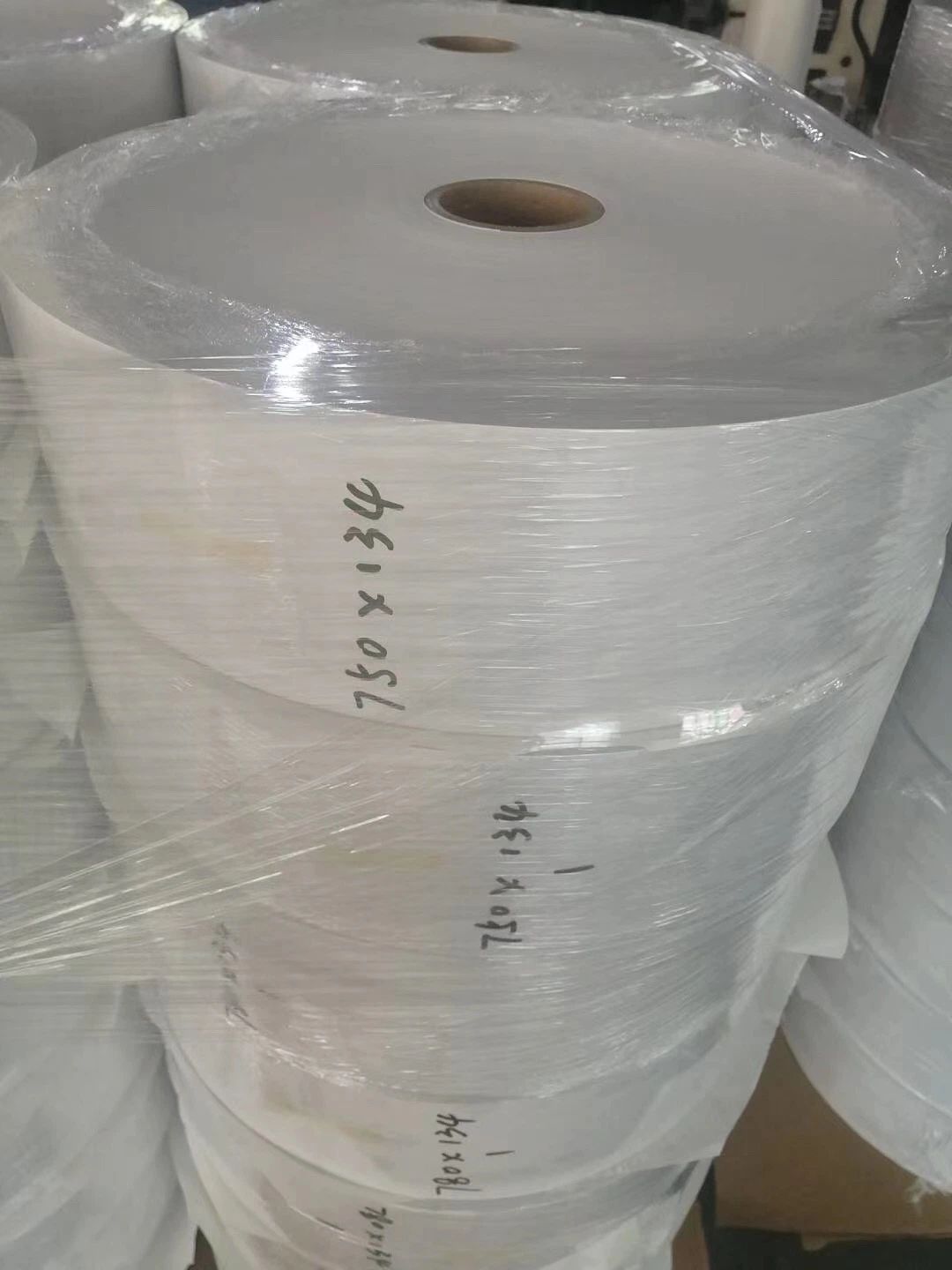 80GSM Cast Coated Sticker White Semi Gloss Self Adhesive Paperart Paper Labels in Sheets for Digital Printing