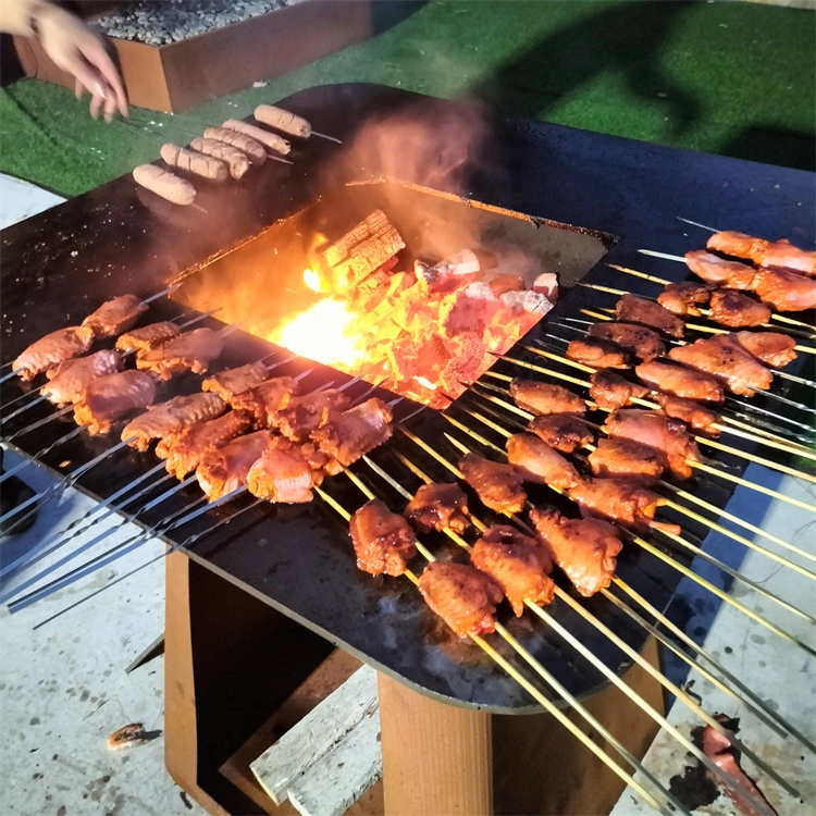 Gas und Kohle Grill Corten Steel Outdoor BBQ Feuerstelle Camping Commercial Grill Holzkohle Grill