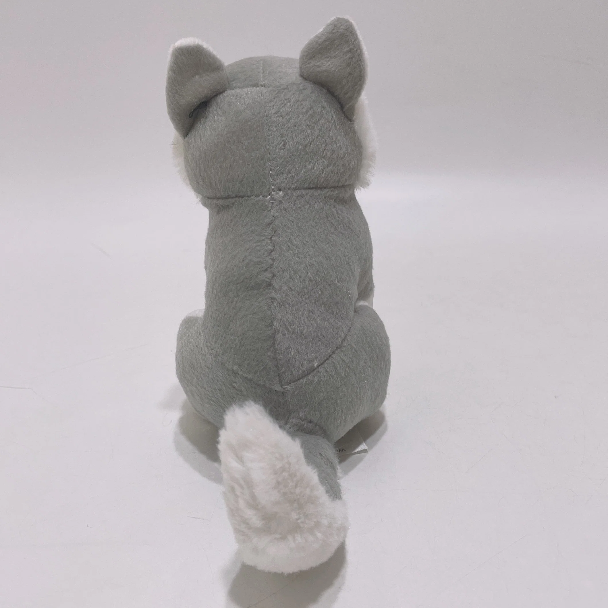 15 Cm Plush Sitting Husky Toy Stuffed Animals in The Snowfield Series Classic Design with BSCI Audit