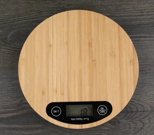 شاشة LCD Bamboo Platform ميزان كهربائي رقمي يبلغ 5000 جم/1 جم مع وزن