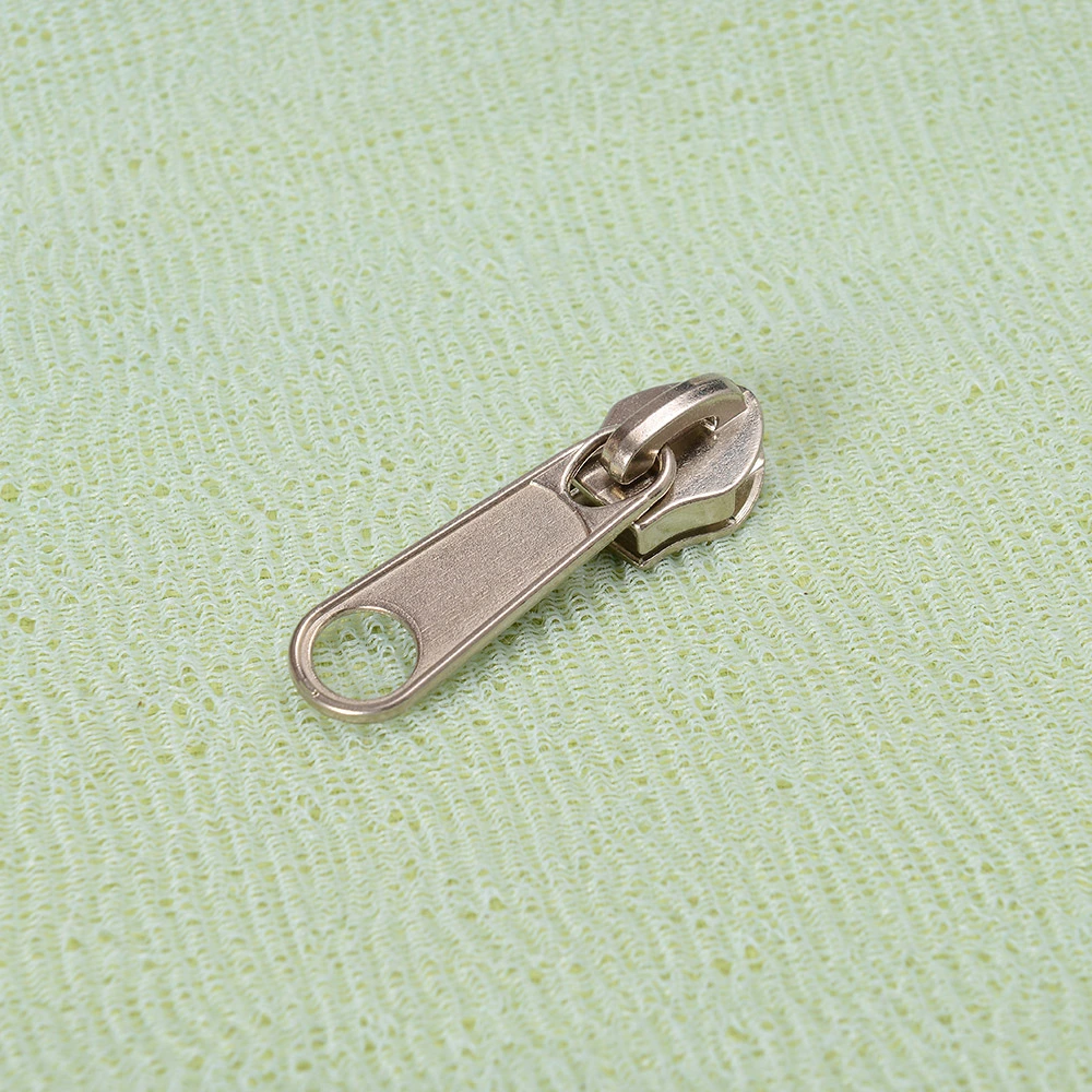 No. 10 10# N/L Zipper Slider for Nylon Zippers