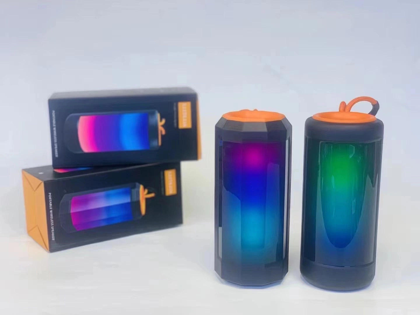 2022 Stylish Colorful Lighting Party Atmosphere Light Car Wireless Bluetooth Speaker Portable