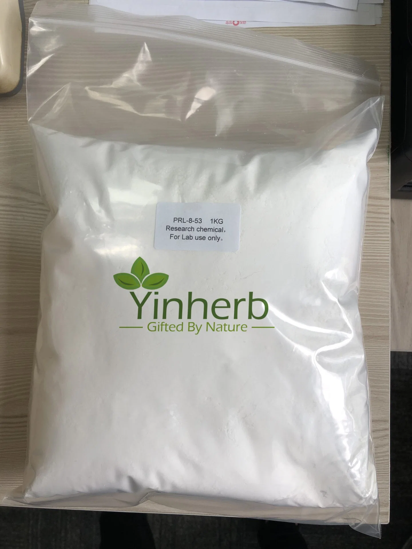 Laboratorio de un 99% de pureza Yinherb en polvo de calidad farmacéutica Nootropics-8-53-8-53 Prl Prl CAS 51352-87-5 para la mejora de la memoria