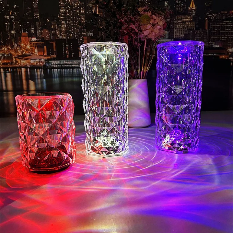 Crystal Lampe Color Changing Night Light Rose Tischlampen USB Touch Crystal Diamond Schreibtischlampen für Schlafzimmer Wohnzimmer Büro Dekoration Für Party-Dinner