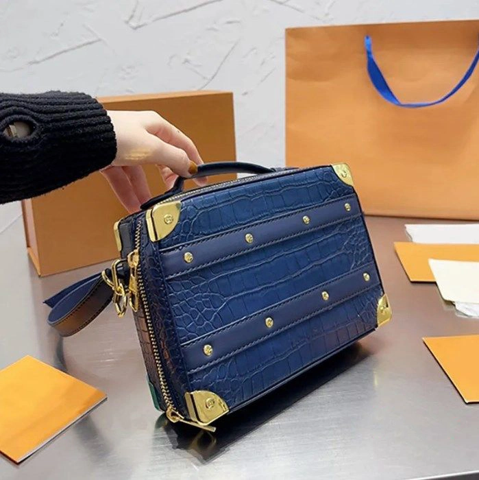 Trunk Tote Bag Luxury Designer Handle Handbag Purse Crocodile Leather Crossbody Bag