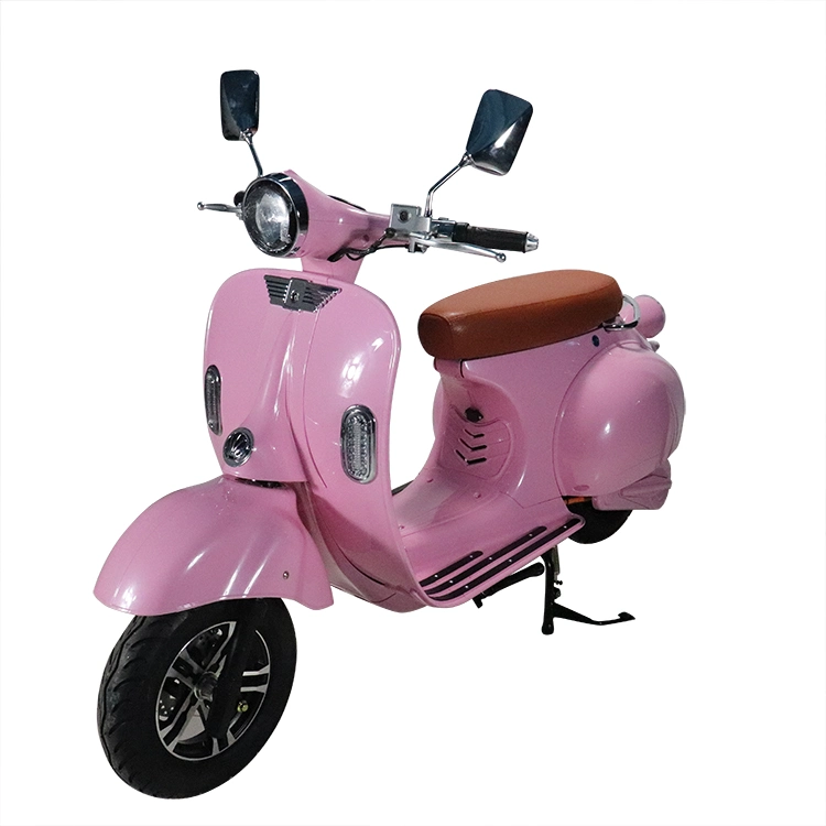 Certificat Engtian CEE Coc 60V 20Ah Battery electric scooter Vespa 2000W à deux roues puissance OEM le temps de charge origine couleur 8-10h