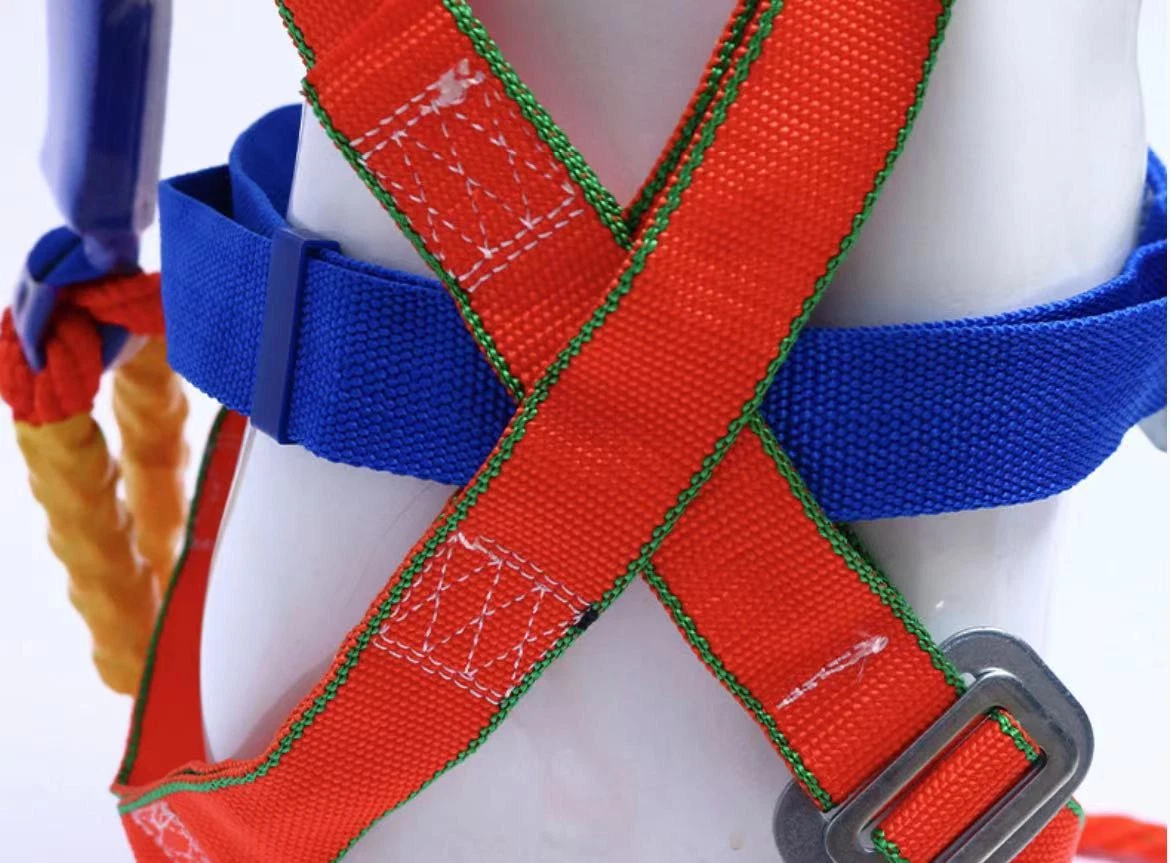 Factory Direct Sales Outdoor Rock Climbing Equipment Wear-Resistant Safety Harness