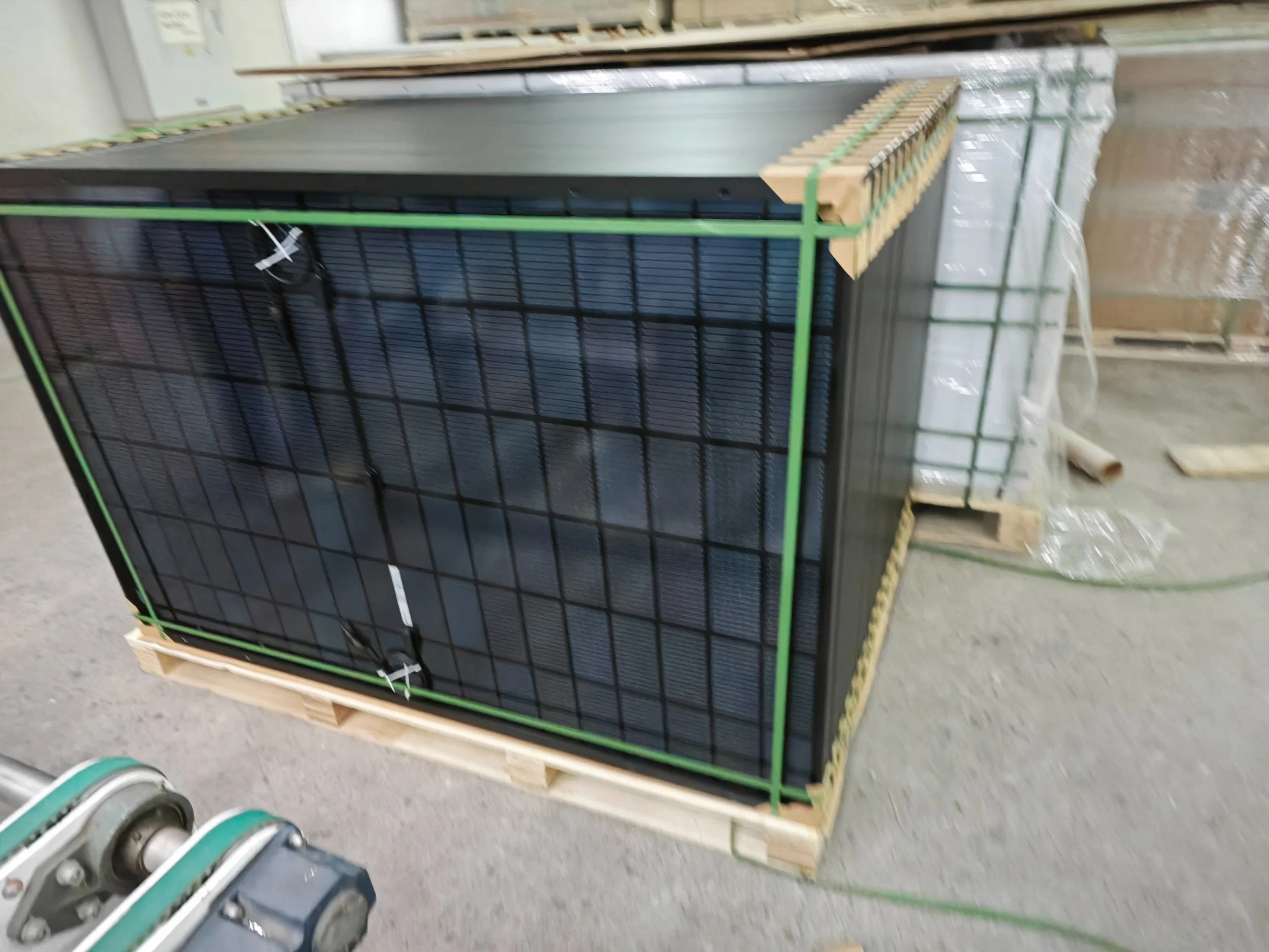 Mono Solar Panel Photovoltaic Black Frame EU-Lager