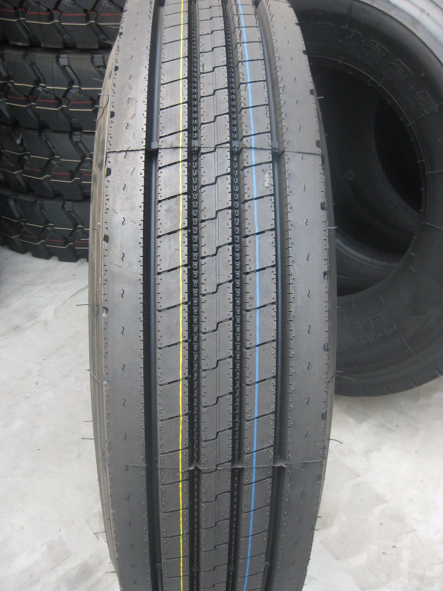 Constancy Carleo Brand Radial Truck and Bus Tyres and TBR Tyres (11R22.5 12R22.5)