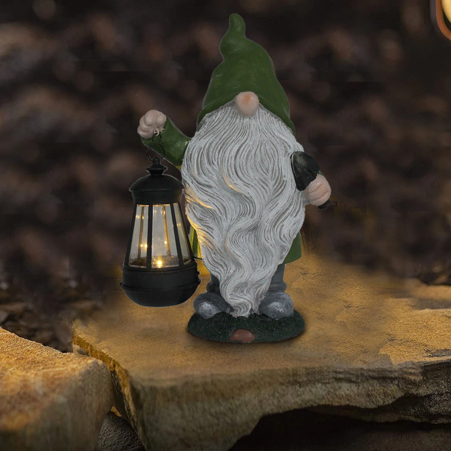 Wholesale/Supplier Solar Powered LED Poly Resin Gnome Holding Lantern and Shovel Landscape Lighting Outdoor Garden Holiday Decoration Yard Decoration