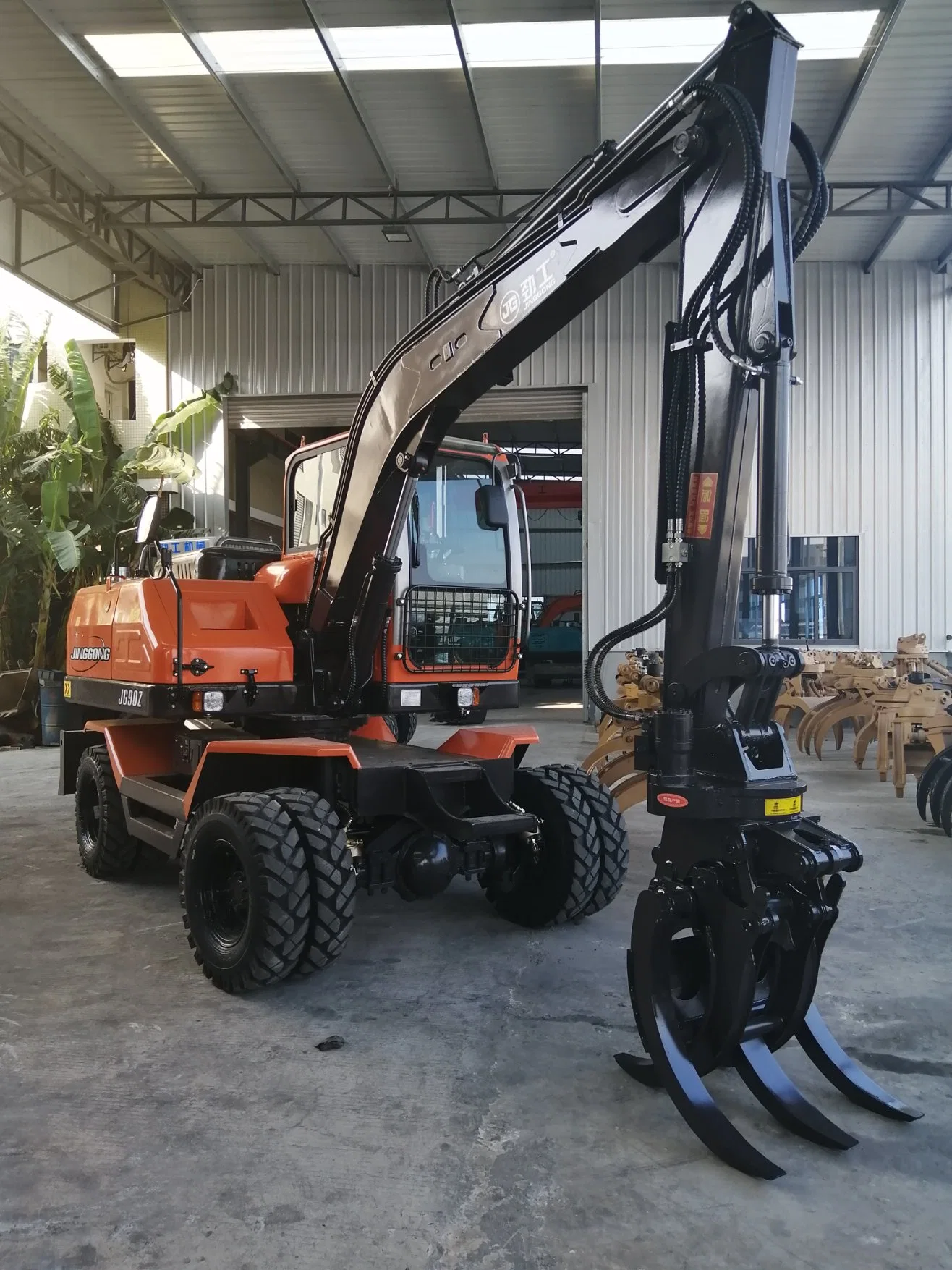 Offre spéciale machine à bois pour la saisie de grumes Ingénierie de pelle hydraulique à bois pour la saisie de grumes Véhicule de construction