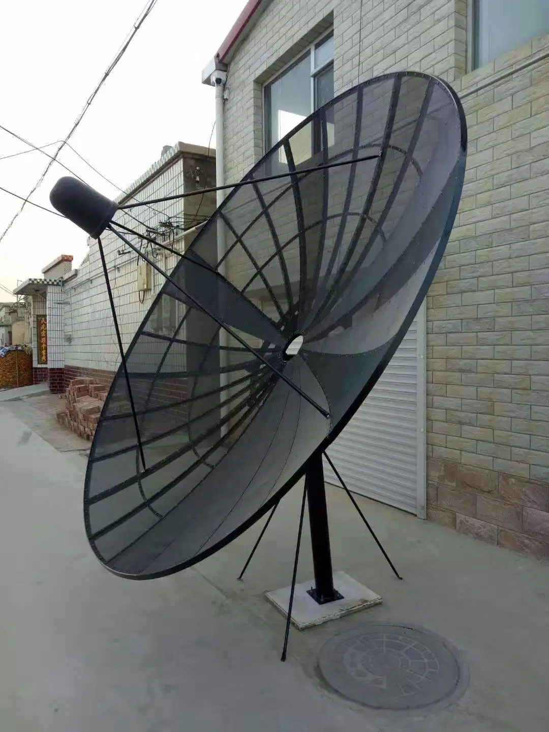 8 Feet 240cm 2.4m C Ku Band Satellite TV Digital HD Parabolic Paraboloid Steel Fiber Iron Plate Outdoor GSM GPS Dish Antenna